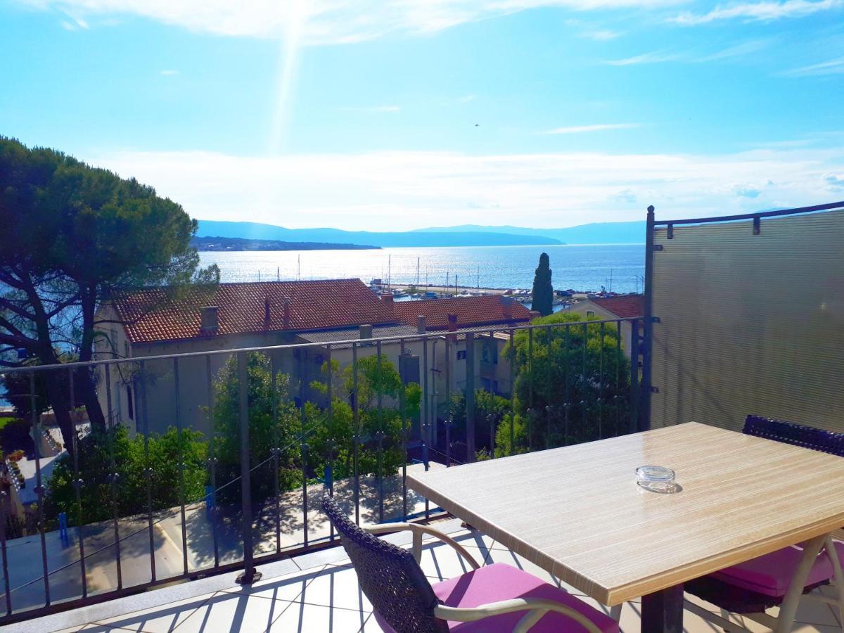 Blue Sky Residence Malinska Esterno foto